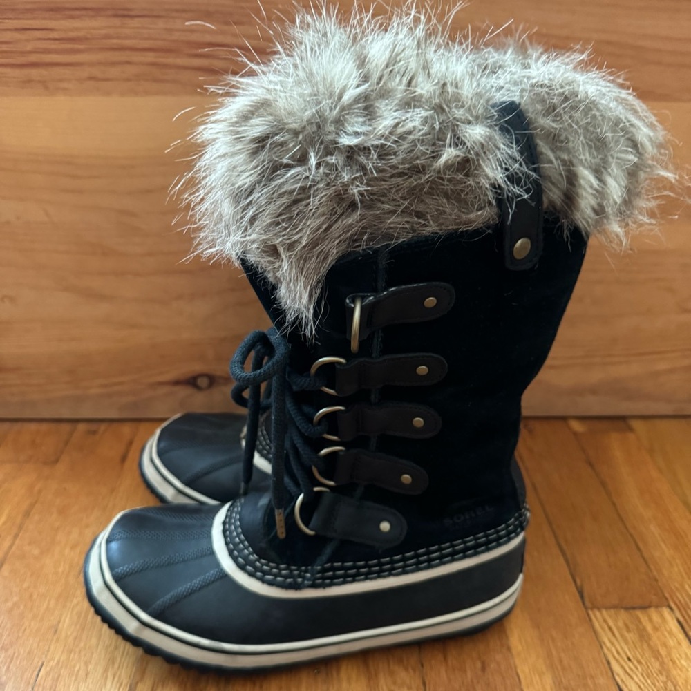 Sorel Joan Of‎ Arctic Black Boots